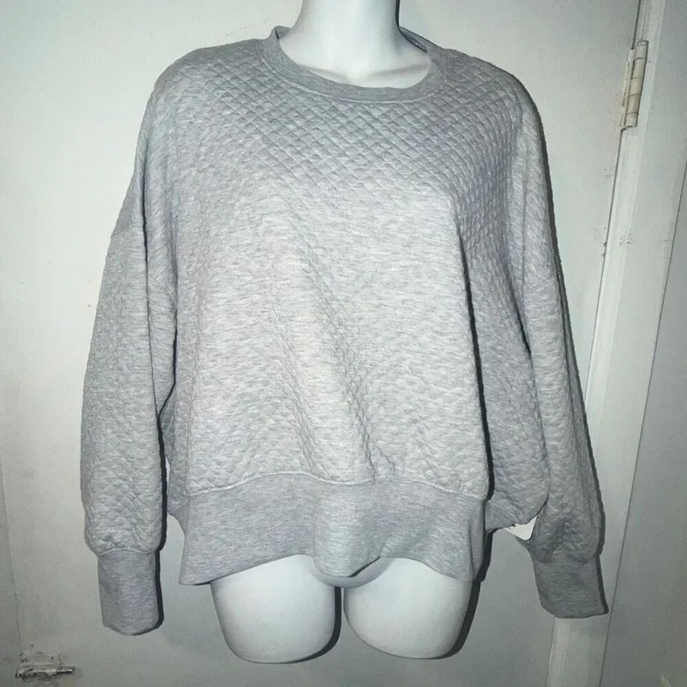 EBB & FLOW Cozy Grey Quilted Relaxed Fit Sweatshirt-M NWT!